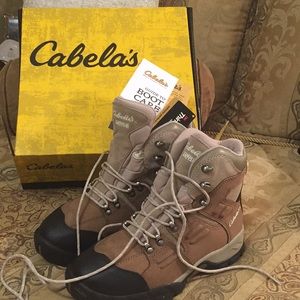 NWT Hiking Boots 9.5 D